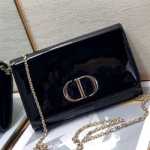 크리스찬디올 크로스백 191221