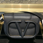 발렌티노 크로스백 VA200208