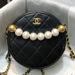 샤넬 볼링 크로스백 AS200315