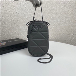 프라다   P-567467