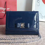 페레가모 크로스백 22C724 A