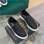 프라다   P-56745647