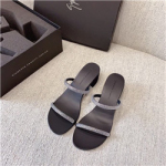 쥬세페자노티  G-65476574