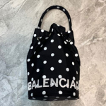 발렌시아가  버킷백 BL0831