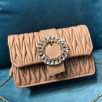 미우미우 가죽백 5BH095