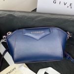  지방시 크로스백 201021