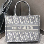 크리스찬디올 이중 자수 장식  패브릭 백 DR-104784