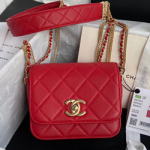 샤넬 플랩 백 CH201106