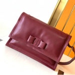 페레가모 크로스백 210125