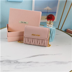 미우미우  M-7676