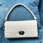 미우미우 크로스백  5BD417