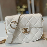 샤넬 플랩 백 AS2484