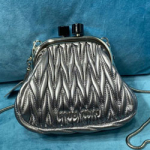 미우미우 크로스백 5BP016