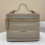 크리스찬디올 패브릭 백 18CM DR210312