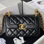 샤넬 체인 플랩 백 20cm AS2714