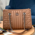 구찌 GG수프림 패드락 숄더백 681483