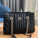 구찌 GG수프림 패드락 숄더백 681483