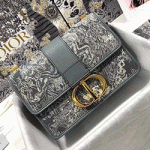 크리스찬디올 크로스백 M9203