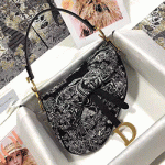 크리스찬디올 크로스백 M9204