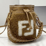 펜디 버킷백 8519