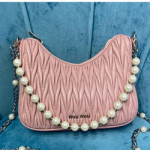 미우미우 숄더백  5BH211