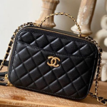 샤넬 체인 크로스백  AP3222