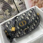 크리스찬디올 크로스백 DR2205