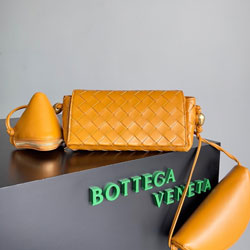 보테가 베네타 크로스백 717429