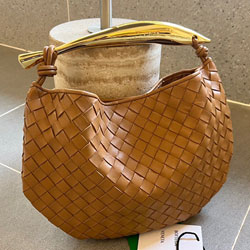 보테가 베네타 핸드백 716082