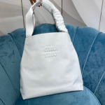 미우미우 숄더백 5BC119