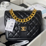 샤넬 핸드백 AS4031