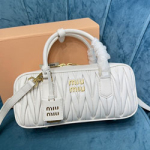 미우미우 숄더백 5BB148