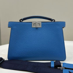 펜디 핸드백 8582