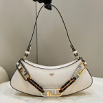 펜디 핸드백 8573