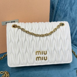 미우미우 숄더백 5BP065