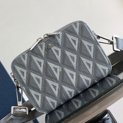 크리스찬디올 숄더백 M760201