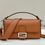 펜디 핸드백 8610