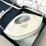 프라다 신상 가방 1BA421