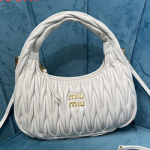 미우미우 숄더백 5BC153