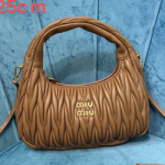 미우미우 숄더백 5BC153