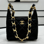 샤넬 핸드백 22cm AS4922