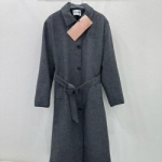 미우미우 M- 6768