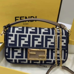 펜디 핸드백 8660