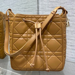 크리스찬디올 숄더백 M250818-3