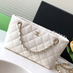 샤넬 핸드백 AP4423