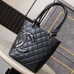 샤넬 핸드백 20cm AS2294