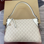 구찌 숄더백 815216