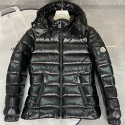 몽클레어 바디 M-62338